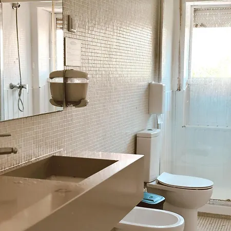 Carcavelos Surf Hostel