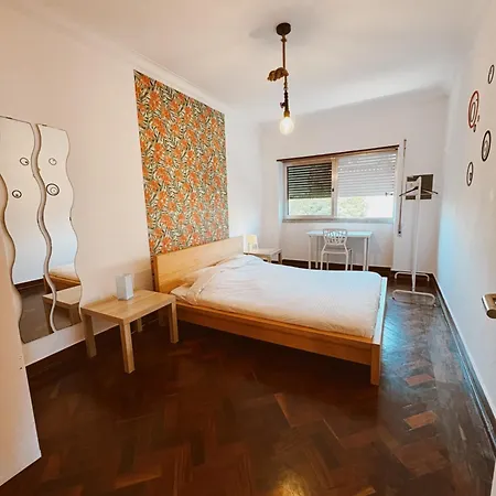 Hostel Carcavelos Surf Hostel
