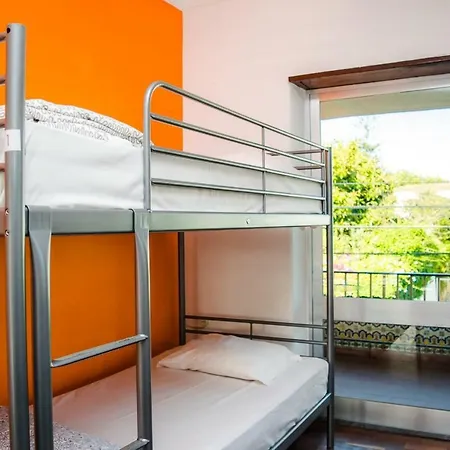 Hostel Carcavelos Surf Hostel