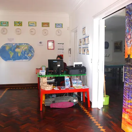 Carcavelos Surf Hostel