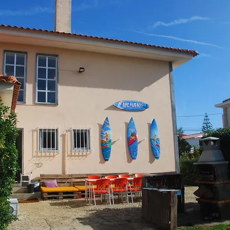 Hostel Carcavelos Surf Hostel