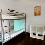 Hostel Surf