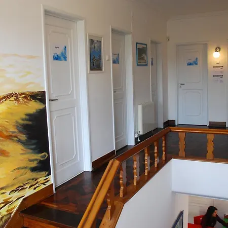 Sun & Hostel Carcavelos (Lisbon)