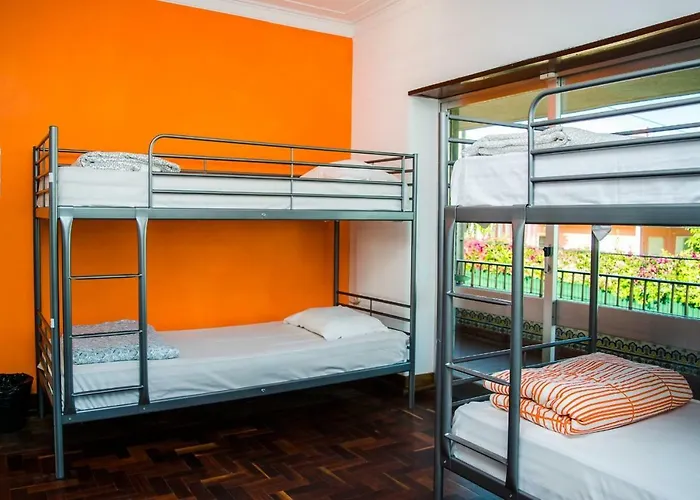 Sun & * Carcavelos (Lisbon)